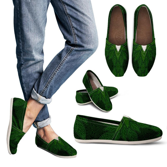 Ornamental Magical Green Women's Casual Shoes