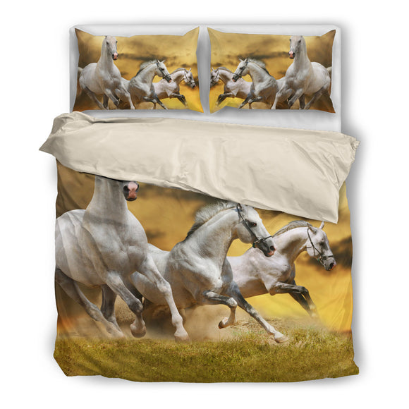 Running Amazing Horses Bedding Set